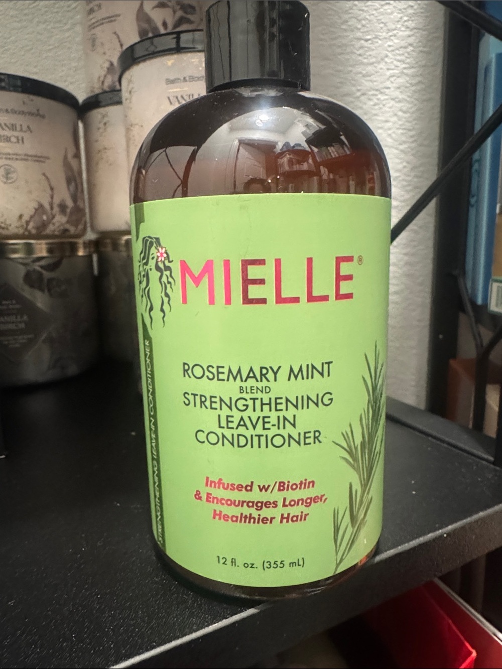 Mielle Rosemary Mint Strengthening Leave-In Conditioner